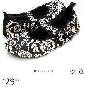 Women's Futsoles Soft-Sided Shoes